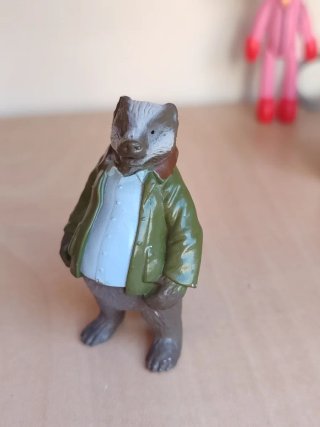 Figuras de colección variadas