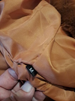 Chaqueta piel sintética color caramelo