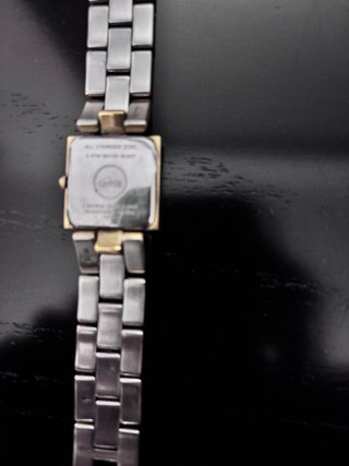 Orologio Lotus Dorato da Donna