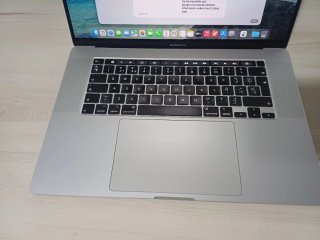 ​MacBook Pro 16" Plata - Core i9 16GB 1TB