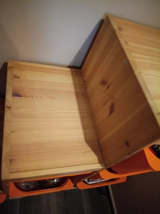 Mobile Ikea porta giochi arancione