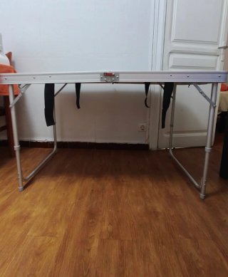 Mesa plegable camping metal y plástico