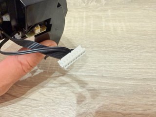 Rueda lateral Laresar Vacuum L6 Pro izquierda L