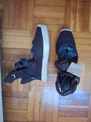 Alpargatas nuevas Zara Marrones