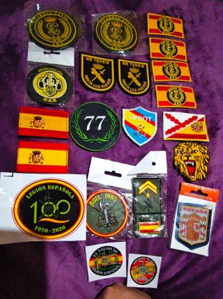 Lote 18 Parches Militares Colección