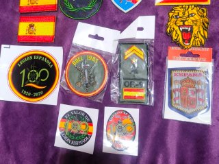 Lote 18 Parches Militares Colección