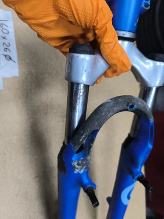 Horquilla azul para bicicleta