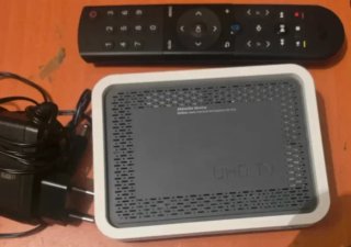 Desco UHD con Mando vocal