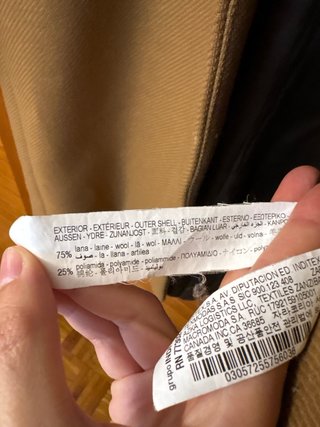 Abrigo camel Zara