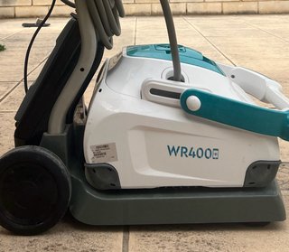 Robot limpiafondos piscina