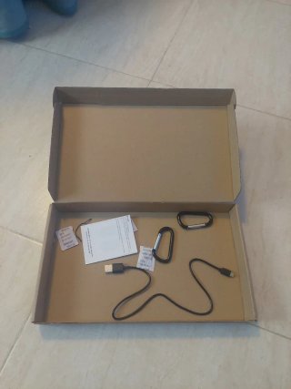 Placa solar plegable portátil con puertos USB