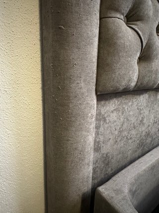 Cabecero tapizado 135cm gris