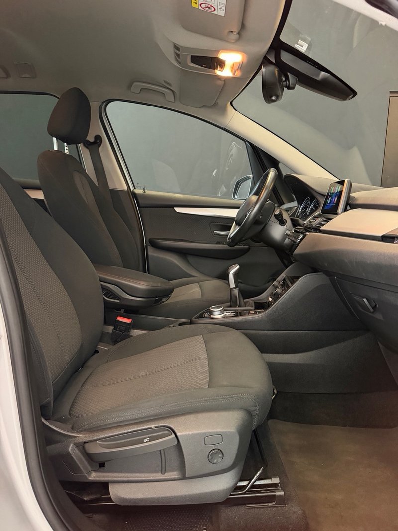 BMW Serie 2 2021, foto 13