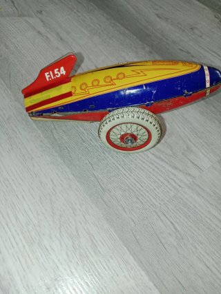 Coche espacial hojalata F.I.54 años 50