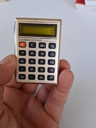 Calculadora Casio Micro-Mini
