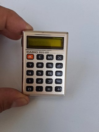 Calculadora Casio Micro-Mini