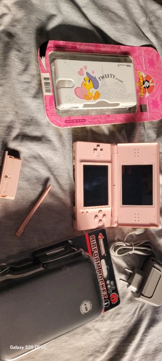 Nintendo DS Lite Rosa con accesorios