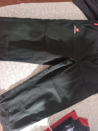 Pantalón corto Salesianos