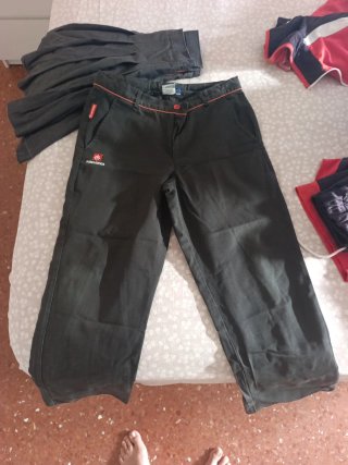 Pantalón corto Salesianos
