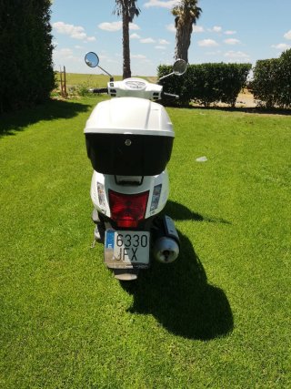 Kymco Lite 125 con tan solo 7000 kilometros