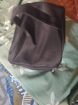 Tensiómetro con estuche Riester.