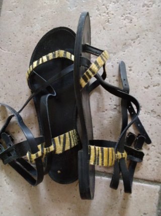 Sandalias Porronet Tiras Animal Print Talla 38