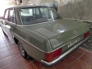 Mercedes-Benz 240D (w115) 1975