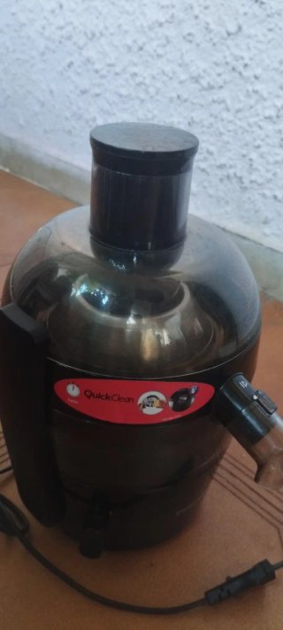 Licuadora Philips HR1832/00 funciona perfectamente
