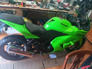 Kawasaki Ninja 250cc 4 tiempos.. ..mejor que nueva