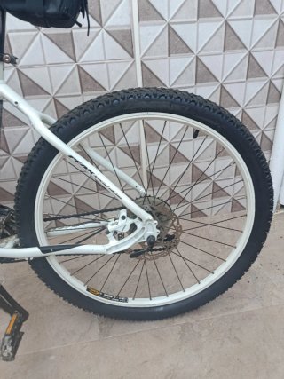 Bicicleta BH Blanca