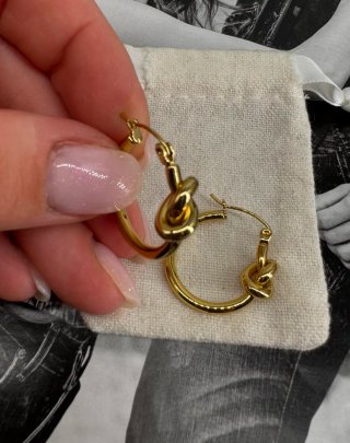 Pendientes Aro Nudo Dorado