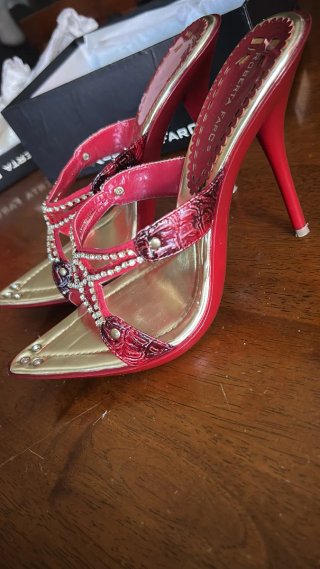 Tacchi rossi con strass