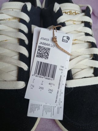 Zapatillas Adidas Jabbar Lo Negras/Blancas