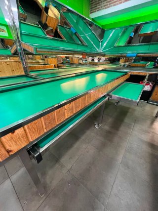 Mueble expositor frutería con ruedas