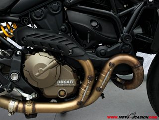 DUCATI MONSTER 821 DARK