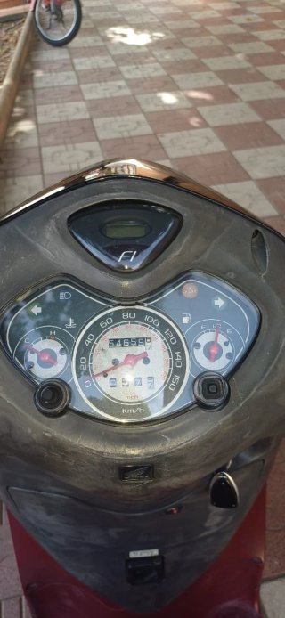 Honda PS 125 Scooter Negra