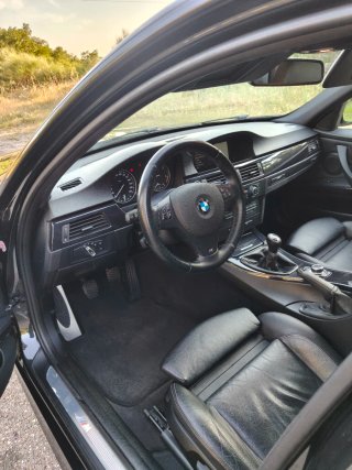 BMW 320d Touring pack M