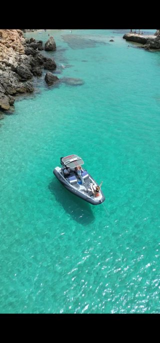 Lancha neumática Aqua Spirit 585DC con Yamaha 115c