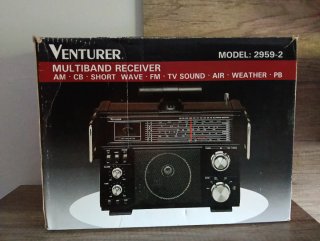 Radio Venturer Vintage con caja