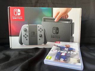 Nintendo Switch + FIFA 23 Legacy Edition