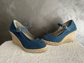 Sandalias de cuña