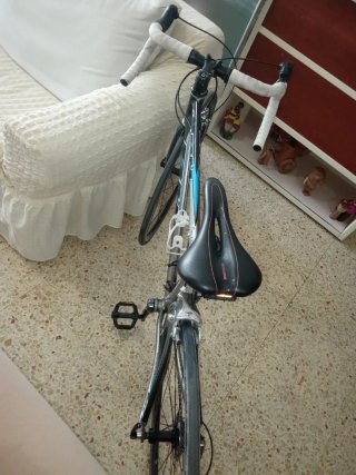 Bicicleta Carretera BH INCOMPLETA