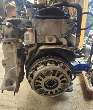 Motor Nissan Navara D40 YD25