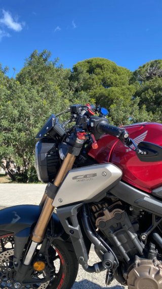 Honda CB650R Negra/Roja