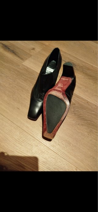 Botines de tacón negros