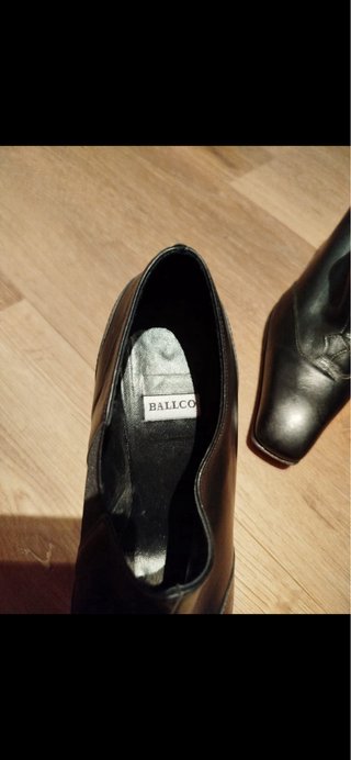 Botines de tacón negros