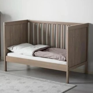 Cuna colecho SUNDVIK marrón IKEA