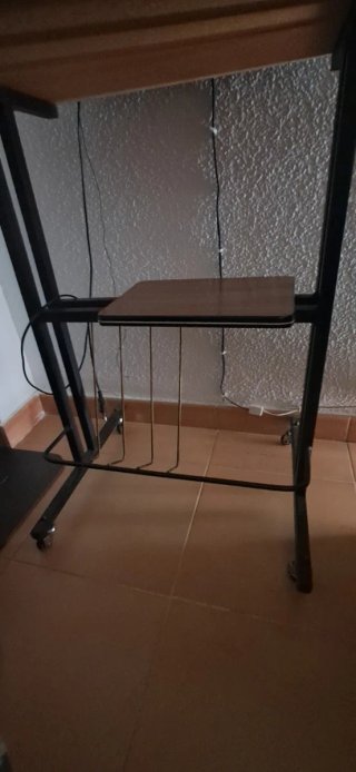 Mesa auxiliar vintage