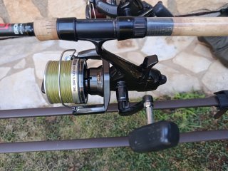 Equipo Carpfishing 3Cañas,3Carretes, alarmas, saco