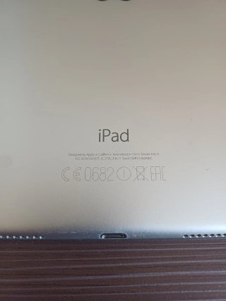 Apple iPad Pro 9.7 (A1673)/32GB/Wifi/Batería 78%